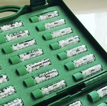 東京　ホメオパシー　レメディ　まやホリスティックデンタル　虫歯　セラミック　